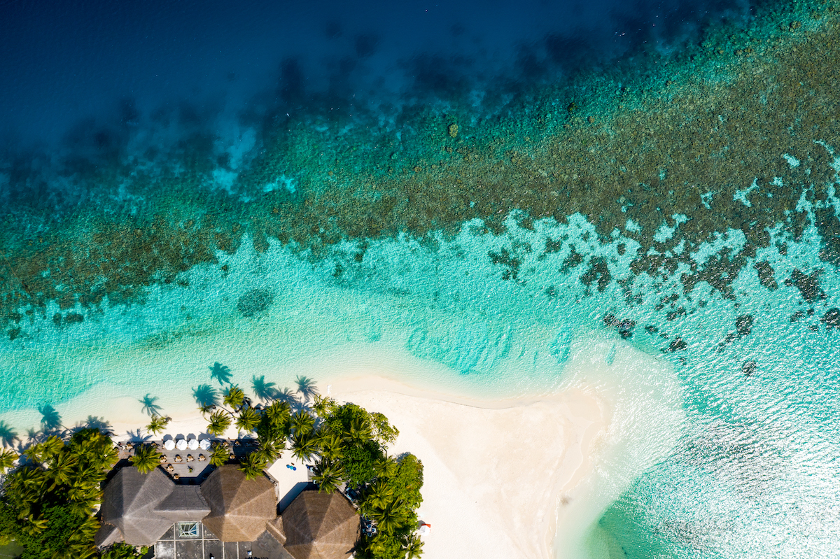 Reisepodcast #37: Mirihi Island Resort – Barfußinsel mit Tauchriff und 40 Tauchrevieren